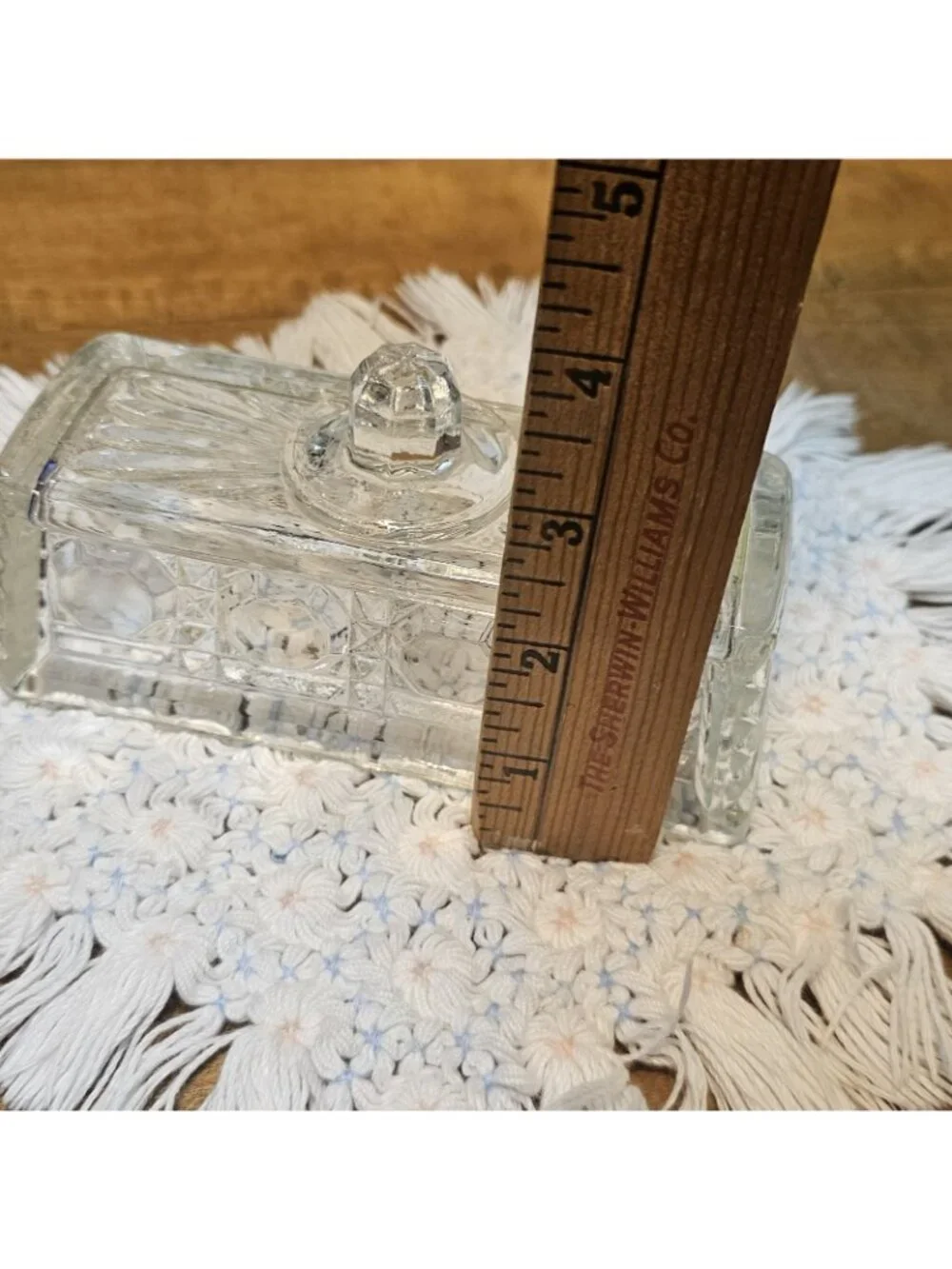 70's FEDERAL WINDSOR CLEAR CRYSTAL WINDSOR PATTERN COVERED BUTTER DISH CLEAR